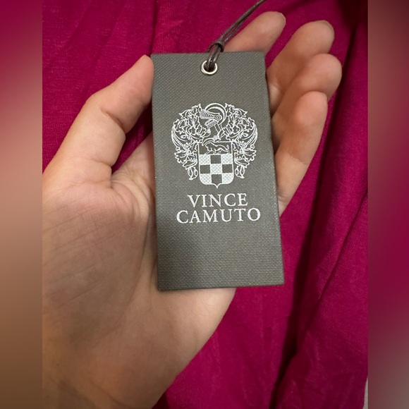 NWT | Vince Camuto Fuchsia Pink Color Top | Size M - Picture 5 of 7